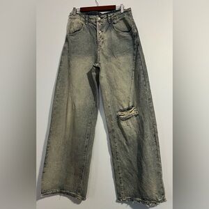 Wide Leg Distressed Green Wash Jeans